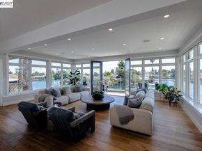 1235 Hawthorne St, Alameda CA 94501