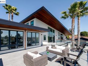 1235 Hawthorne St, Alameda CA 94501