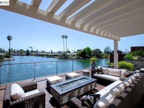 1235 Hawthorne St, Alameda CA 94501