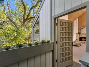 39 Saint Stephens Dr, Orinda CA 94563