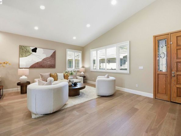 7880 La Quinta Ct, Pleasanton CA 94588