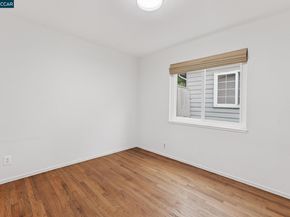 1559 Linda Mar Blvd, Pacifica CA 94044