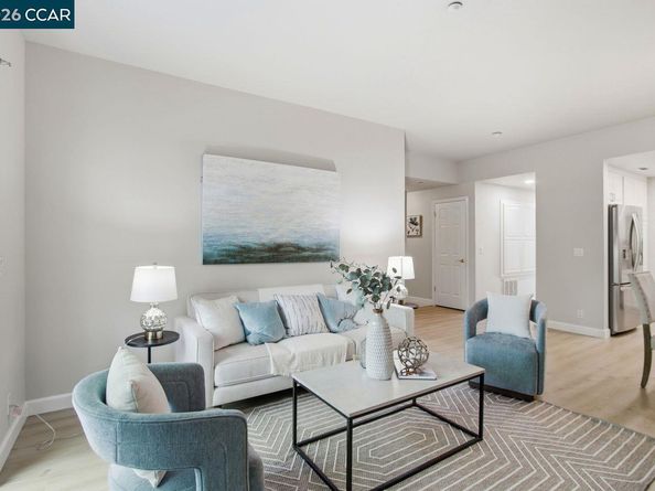 295 Tradewinds 202, San Jose CA 95123