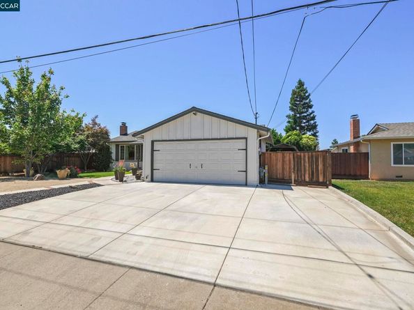 1346 Maryland Dr, Concord CA 94521