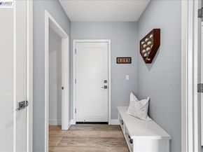 5806 Silhouette Ct, Dublin CA 94568