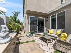 5806 Silhouette Ct, Dublin CA 94568