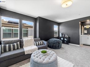 5806 Silhouette Ct, Dublin CA 94568