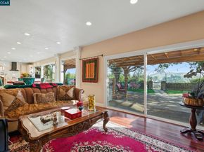 17 Corte Granada, Moraga CA 94556