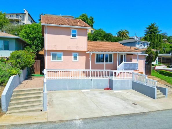 2082 Placer Drive, Castro Valley CA 94578