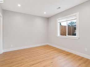 3035 Logan St, Oakland CA 94601
