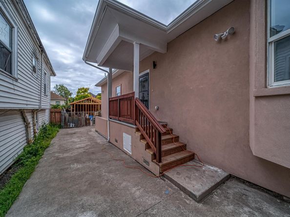 3035 Logan St, Oakland CA 94601