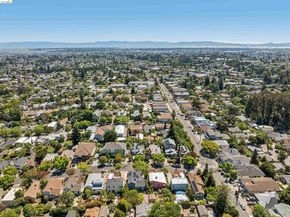 2420 Carmel St, Oakland CA 94602