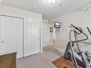 26 Oak Rd, Orinda CA 94563