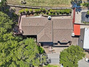 26 Oak Rd, Orinda CA 94563