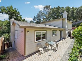 26 Oak Rd, Orinda CA 94563