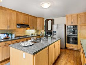 6685 Shepherd Canyon Rd, Oakland CA 94611