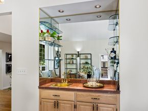 6685 Shepherd Canyon Rd, Oakland CA 94611