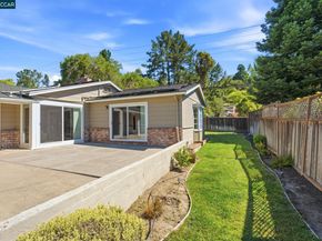 7 El Corte, Orinda CA 94563