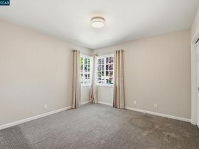 7 El Corte, Orinda CA 94563