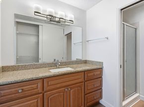955 Shorepoint Ct 208, Alameda CA 94501