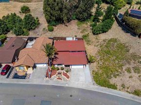 1243 Fairway Dr, Richmond CA 94803