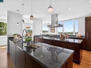 1 Gardiner Ct, Orinda CA 94563
