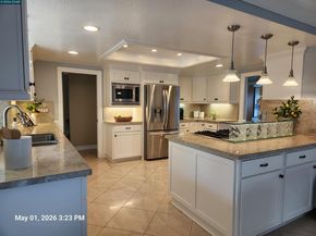 5530 Merritt Dr, Concord CA 94521