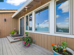 5530 Merritt Dr, Concord CA 94521