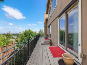 5530 Merritt Dr, Concord CA 94521