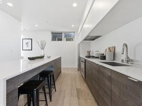 857 W Grand Ave, Oakland CA 94607