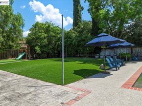 2377 College Ave, Livermore CA 94550