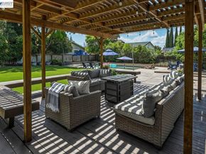 2377 College Ave, Livermore CA 94550
