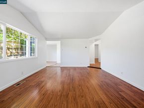 4632 Steele Street, Oakland CA 94619
