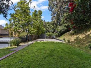 774 Trestle Glen Rd, Oakland CA 94610