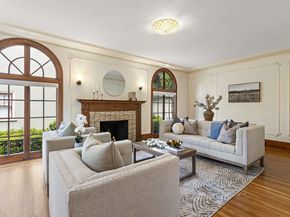 774 Trestle Glen Rd, Oakland CA 94610