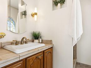 774 Trestle Glen Rd, Oakland CA 94610