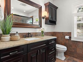 774 Trestle Glen Rd, Oakland CA 94610