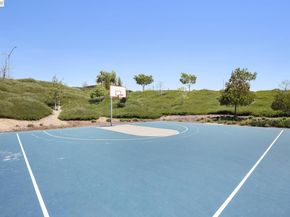 244 Fennel Way, Livermore CA 94551