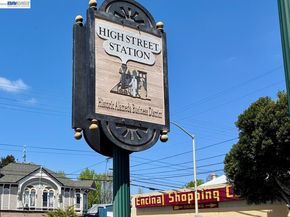 3287 Briggs Ave, Alameda CA 94501