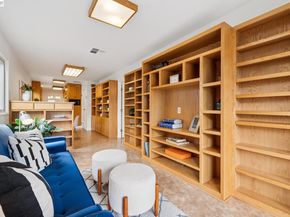 3287 Briggs Ave, Alameda CA 94501