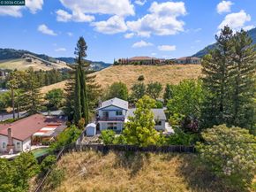 55 Regency Dr, Clayton CA 94517