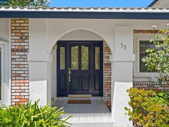55 Regency Dr, Clayton CA 94517