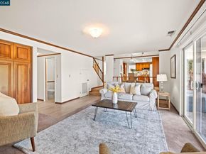 55 Regency Dr, Clayton CA 94517