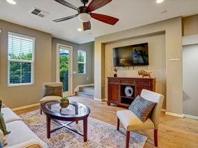 25 Heligan Ln 7, Livermore CA 94551