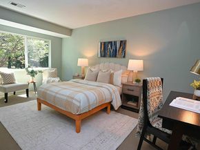 40 Emery Bay Dr, Emeryville CA 94608