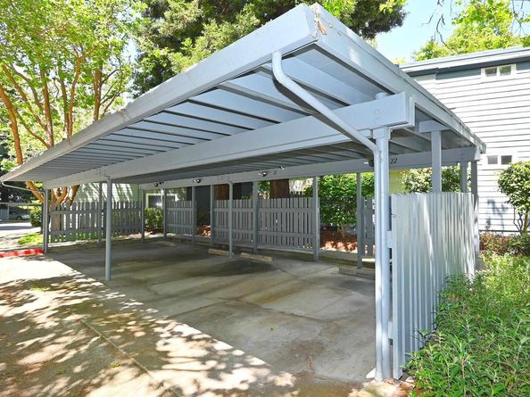 40 Emery Bay Dr, Emeryville CA 94608