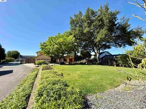 4429 James Ave, Castro Valley CA 94546
