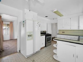 1543 Havenscourt Blvd, Oakland CA 94621