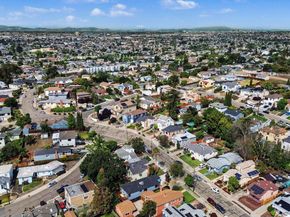 2718 Oliver Ave, Oakland CA 94605