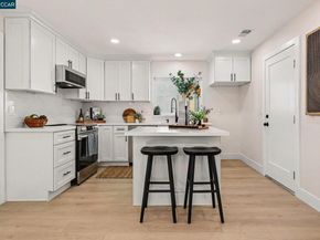 2718 Oliver Ave, Oakland CA 94605